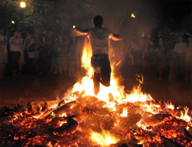 Atravesar una 🔥 hoguera